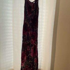 Cache Red Sleeveless V-Neck Gown for Weddings